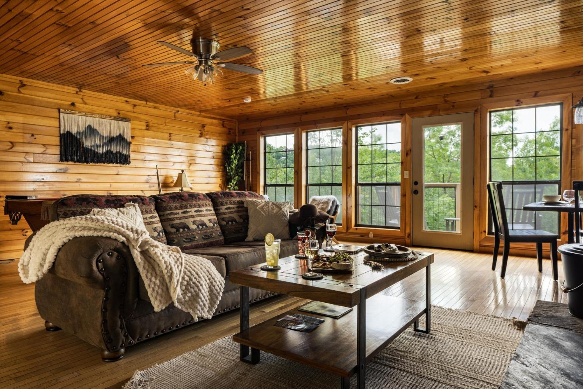 Elevista - Quaint&Private-Views-Hottub-Pooltable-Bears-3 Clubhouse Pools Villa Gatlinburg Eksteriør bilde